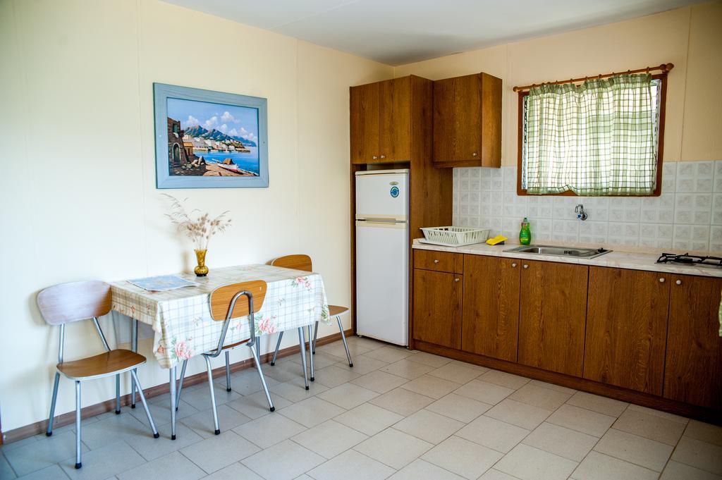 Rogakia Village est. 1983 Zóla Extérieur photo
